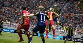 FIFA 15: gameplay tra City e Liverpool