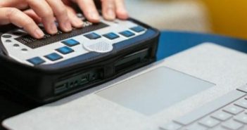 L’impatto della tecnologia sulle disabilità visive e uditive