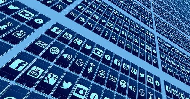 La nascita dei social network: da SixDegrees a Facebook